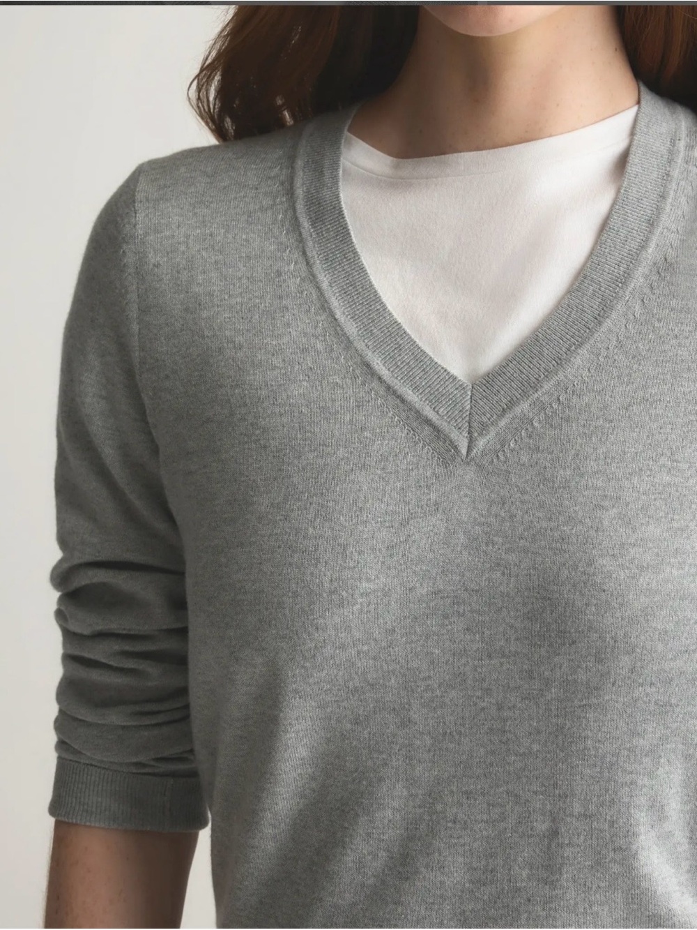 Quince Light Gray V-Neck Cotton  Cashmere Sweater - Picture 3 of 6